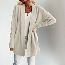 Romy | Bequeme Strickjacke in Weiß