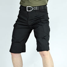 Outdoor Mehrfachtaschen IX7 Wasserdichte Herren-Cargo-Hose in Schwarz