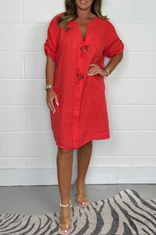 Noeilla - Lässiges Locker Sitzendes Baumwoll Kleid Mit Knöpfen in Rot