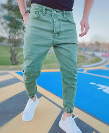 Andre - Modische Herren-Slim-Fit-Jeans mit Rissen in Grün