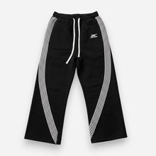 Baggy Jogginghose für Herren mit Streifen und ohne Bündchen am Bein in Schwarz