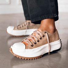 Caitlin - Stilvolle Schuhe mit flacher Silhouette in Braun