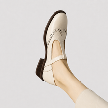 Livian - Retro-Heelsandalen in Beige