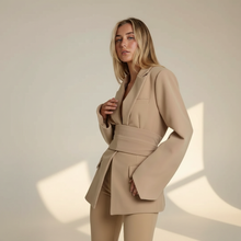 Felena - Eleganter Blazer mit Taillengürtel in Braun