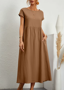 Julia – Elegantes Maxikleid für Damen in Braun
