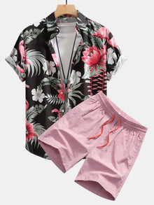 Flamingo-Blumenmuster Hemd mit Knopfleiste und Shorts zum Schwimmen in Hellrosa
