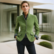 Valerie - Modische Jacke mit hohem Kragen in Grün