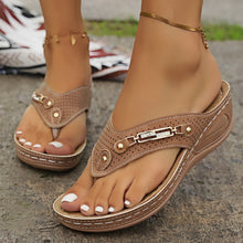 Amanda - Stilvolle Flip-Flops Sandalen in Braun