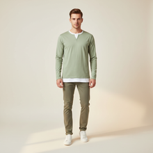 Daryl - Elegantes Langarmshirt mit V-Ausschnitt in Grün