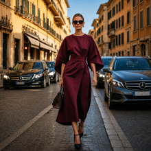 Sonia - Elegantes Kleid mit markanten Ärmeln in Dunkelrot