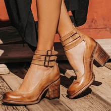 Damen Elegante Sandale mit flachem Absatz im Sommer-Stil in Hellbraun