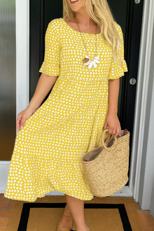 Zora | Figurfreundliches Sommerkleid mit femininer Silhouette in Gelb
