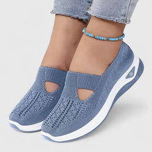 Emilia – Damen-Walkingsneaker aus Mesh zum Hineinschlüpfen in Blau