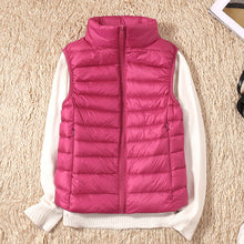 Thirza | Wasserdichte Daunenweste in Fuchsia