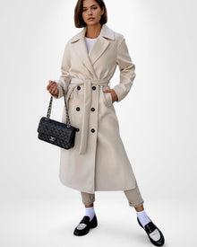 Klassischer Damen Wintermantel mit Bindegürtel in Beige