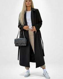Klassischer Damen Wintermantel mit Bindegürtel in Schwarz