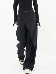Nela – Hoch Taillierte Hose Mit Asymmetrischem Schnitt in Schwarz