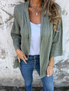 Strickjacke aus Leinen mit Rüschen in Grün