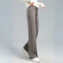 Emma – Lounge-Hose aus Melange-Strick in Grau