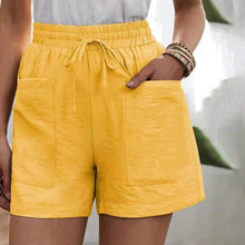 Alani – Bequeme Shorts in Gelb