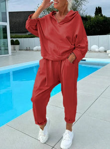 Hazel | Kapuzenpullover und Hose Kuscheliges Set in Rot