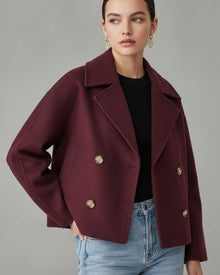 Kurze Jacke für Damen mit Reverskragen im zeitlosen zweireihigen Design in Rot