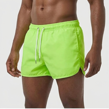 Matthijs | Schnell trocknende Herren Badehose in Neon Grün