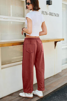 LINA | Barrel-Pants – Weite Sommer-Loungehose für jeden Moment in Burgunderrot