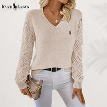 Eleganter Strickpullover mit V-Ausschnitt in Beige