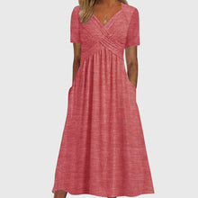 Ute | Schmeichelhaftes Kleid in Rosa