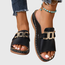 Lea – Schicke Sandalen mit Schnalle für Damen in Schwarz
