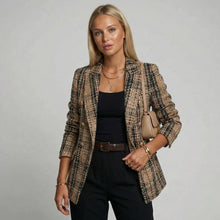 Oversize Blazer für Damen aus Tweed mit Karomuster in leichter Taillierung in Braun