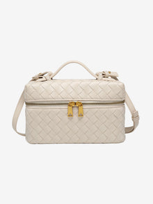 Julia | Strukturierte, glänzende Tasche aus gewebtem Material in Schmutziges Weiß