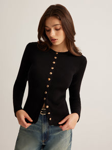 Gabrielle - Skinny-Strickoberteil mit Knopfleiste in Schwarz