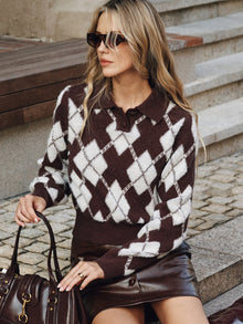 Jasmin – Pullover mit Kragen und Argyle-Muster in Dunkelbraun