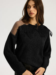 Erika – Pullover aus floraler Spitze, halbtransparent, mit Rundhalsausschnitt in Schwarz