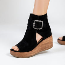 Nicolet — Offene Keilboots im modernen Stil in Schwarz