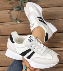 Andrea | Elegante Sneakers für den Alltag in Weiß