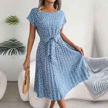 Brianna | Elegantes und lässiges Plisseekleid in Hellblau