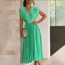Damen Plissiertes Neckholder Hochzeitsgast Maxi Kleid in Grün