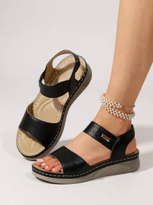 Kirsten – Keilsandalen für Damen in Schwarz