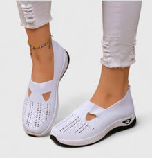 Emilia – Damen-Walkingsneaker aus Mesh zum Hineinschlüpfen in Weiß