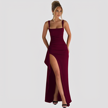 Kelly - Elegantes Maxikleid mit hohem Schlitz in Weinrot