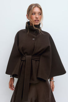 Jacke Damen | Elegant Wärmend & Feminin in Dunkelbraun
