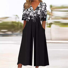 Jumpsuit Damen | Boho Blumenmuster, V-Ausschnitt & weites Bein in Schwarz