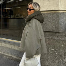 Kapuzenpullover Damen | Steppkapuze & Oversized in Grau
