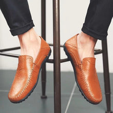 Loafers Herren | Handgenähter Mokassin-Stil für Business & Freizeit in Braun