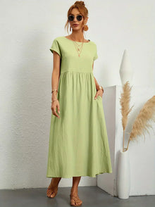 Evi | Fließendes Midikleid zeitlose Eleganz in Mintgrün
