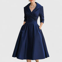 Midikleid Damen | Elegant & Zeitlos in Dunkelblau