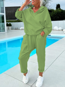 Hazel | Kapuzenpullover und Hose Kuscheliges Set in Grün